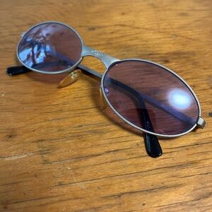 90s vampire vintage tinted sunglasses